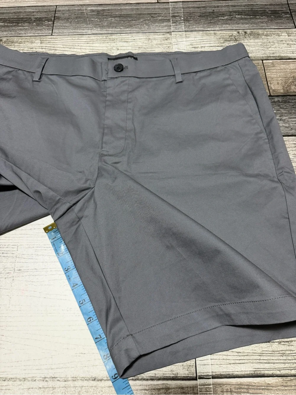 Banana Republic Chino Shorts Men’s 38 Gray (Inseam 9) Stretch